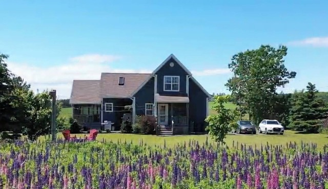Peaceful 4BR South Shore Escape – Steps to Beach