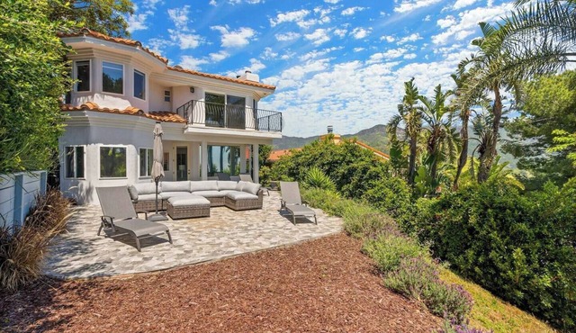 Peaceful 4BR w/Ocean Views | Surrounded by Nature