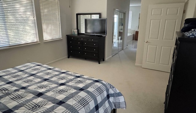 Peaceful 5-bedroom house in lovely Tracy