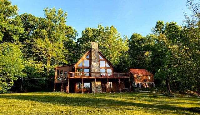 Peaceful A-Frame Home in Kentucky Hot Tub, Sauna & Private Fishing Pond