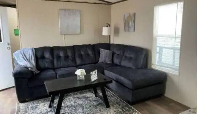 Peaceful Albany Getaway Close to Muncie & BSU