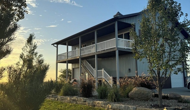 Peaceful and Cozy Country Retreat w/views