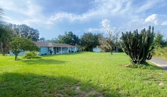 Peaceful and newly home with solar heated pool