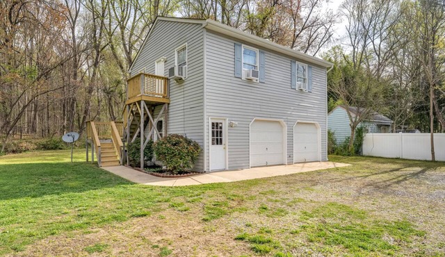 Peaceful and Private Suite near Mary Washington