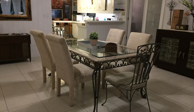 Peaceful And Private Unit, With Cover Parking