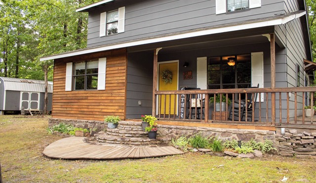 Peaceful and quiet home near the Ozarks.