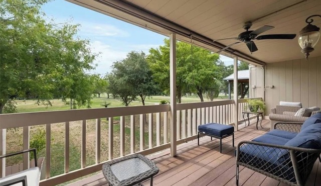 Peaceful and Relaxing Golf Course Villa @ Highland Park