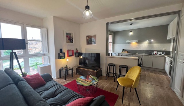 Peaceful apartment overlooking the Tarn