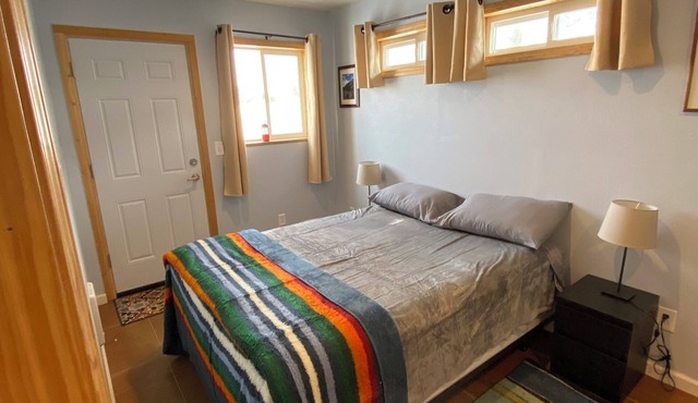 Peaceful apartment with WiFi in Whitetail Valley north of Whitehall.