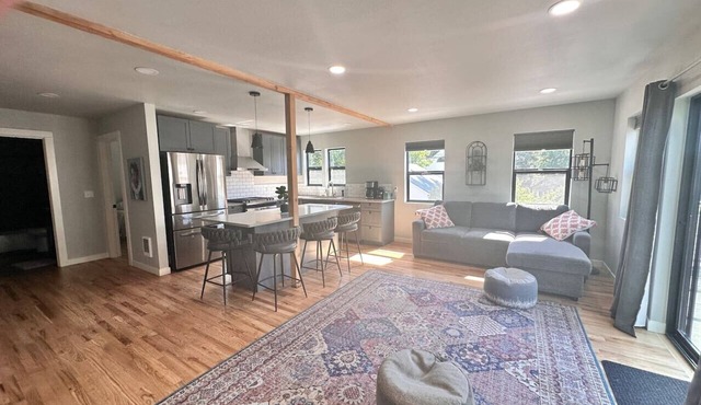 Peaceful Apartment with Patio and Great Views