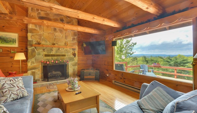 Peaceful Bedford Escape: Deck & Stunning Views!