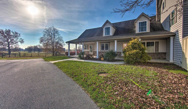 Peaceful Bird in Hand Home w/Farmland Views!