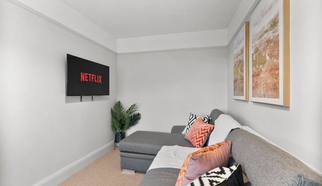 Peaceful Boutique House - Garden