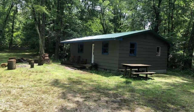 Peaceful Cabin By The Lake