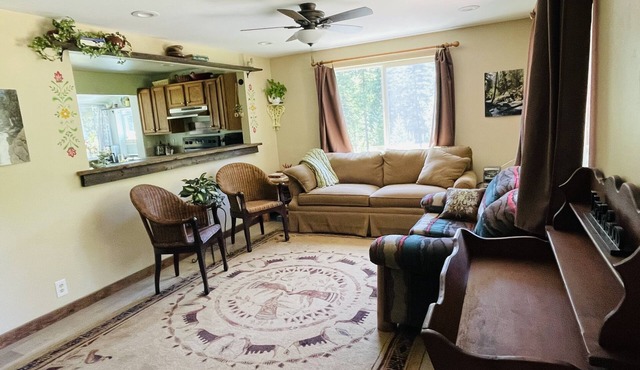 Peaceful Cabin Escape in Bonners Ferry