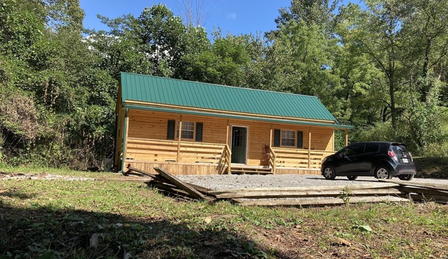 Peaceful cabin in the center of riding country!