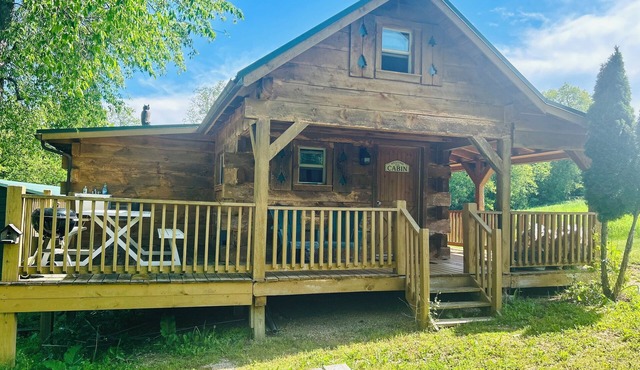 Peaceful Cabin in woods