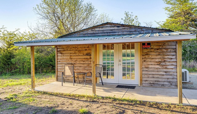 Peaceful Cabin Retreat Near Prairie Band Casino