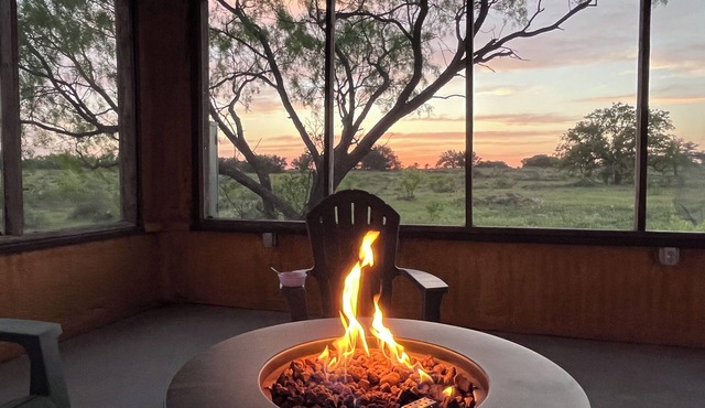 Peaceful Cabin With Views on 40 Acres - Serenity Ranch!