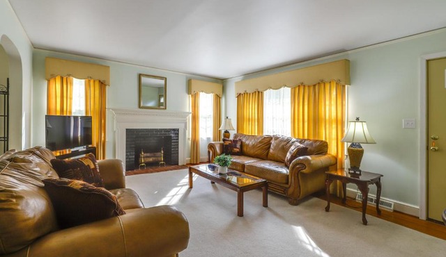 Peaceful Camden Vacation Rental ~ 3 Mi to Town!