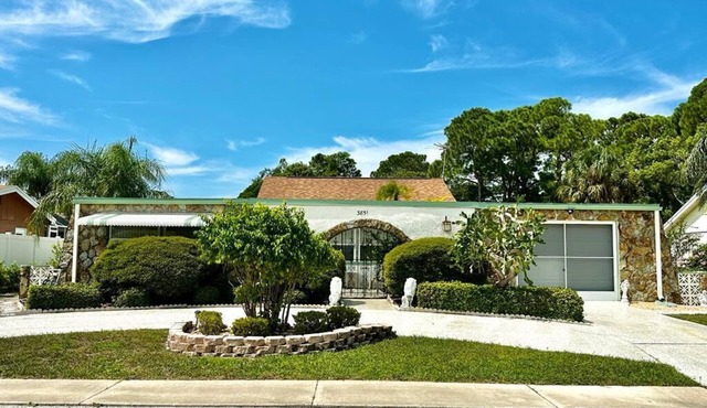 Peaceful Clean Home Near Water w/Nature & Bayou Views-1 Mile to Beaches-PET FREE