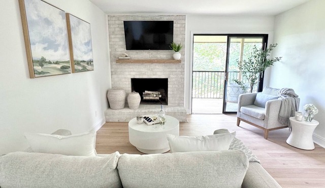Peaceful & Convenient 2BR Near Ballantyne
