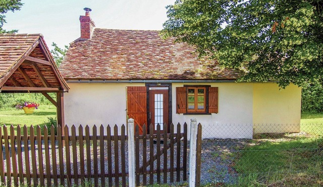 Peaceful Cottage in Savignac