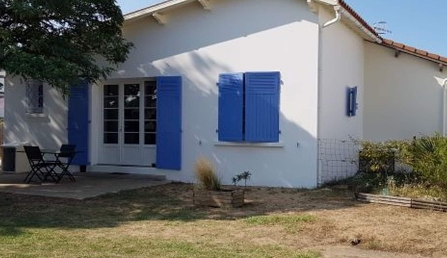 Peaceful Cottage 4/6 pers, Near Beach, Pets on Request