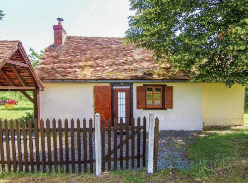 Peaceful Cottage in Savignac