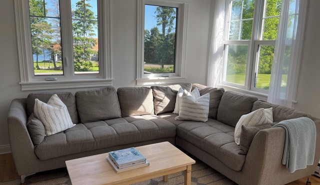 Peaceful cottage, located in the beautiful countryside of PEI.