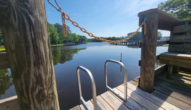 Peaceful Cottage on Lake Murray in Saluda