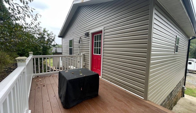 Peaceful Cottage Retreat in the Foothills – Near Boone, Blowing Rock & Asheville