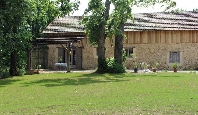 Peaceful cottage with private garden and pet-friendly