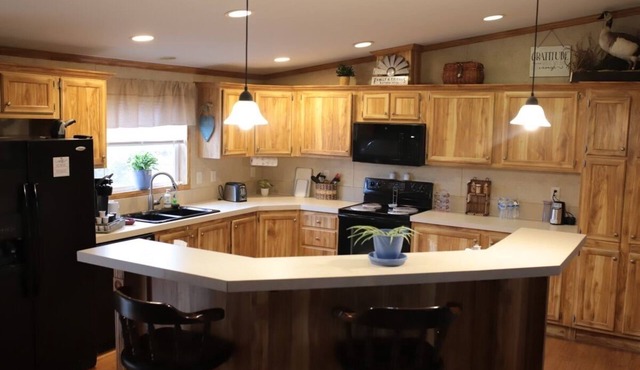 Peaceful Country Getaway on an acre