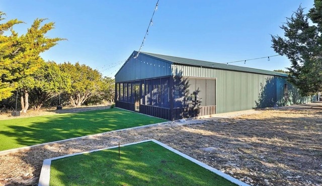 Peaceful Country Hideaway in a 2BR Barndominium – Minutes from Everything