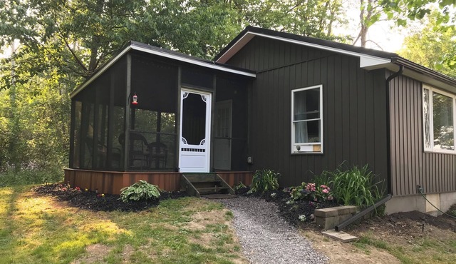 Peaceful Country Home close to Letchworth Park!