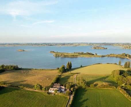 Peaceful Country Home With Beautiful Water View