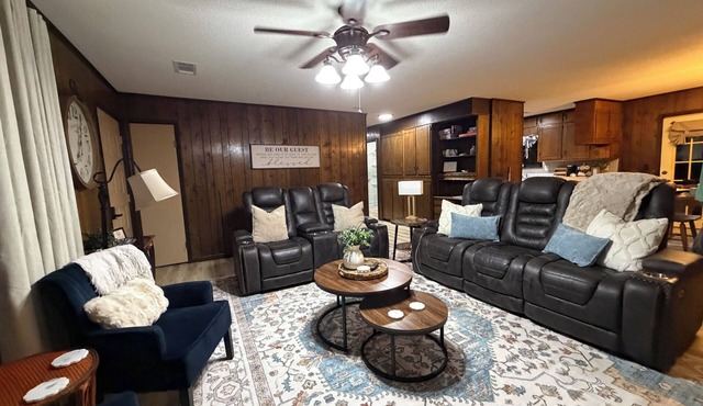 Peaceful Country Retreat 5 Minutes to Town