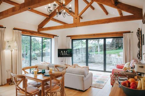 Peaceful Countryside Barn Conversion - Yorkshire Dales