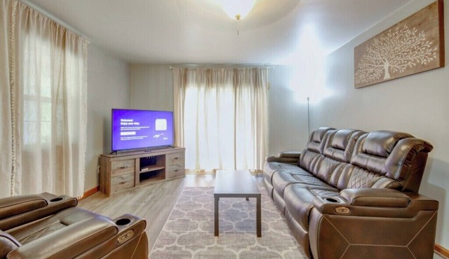 Peaceful Countryside Retreat Near Lake Barkley!