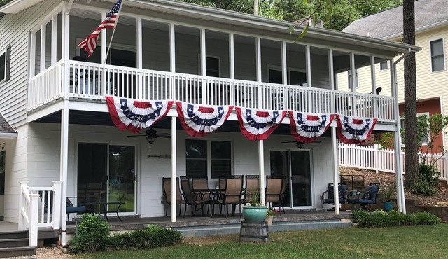 Peaceful Cove, Fishing, Level Yard, Family Gathering, Fire pit, Large Parking