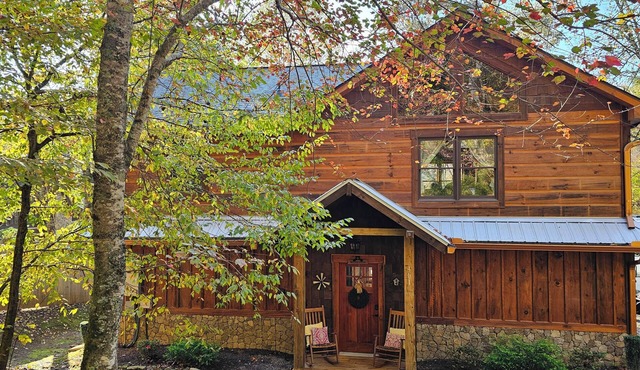 Peaceful Creekside Retreat at Autumn's Bend! Private-Games-Firepit-BBQ-Foosball