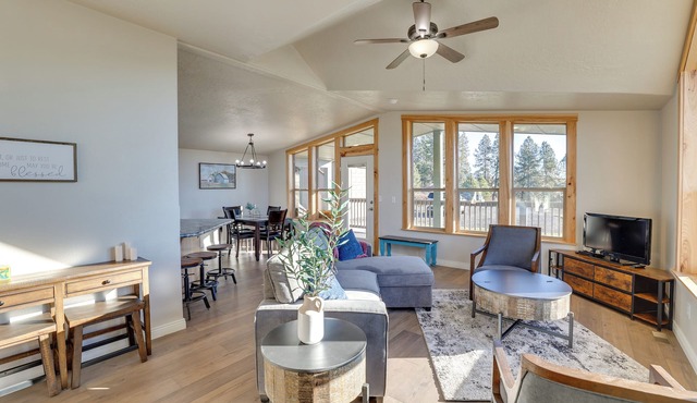 Peaceful Deary Vacation Rental w/Deck & Views!