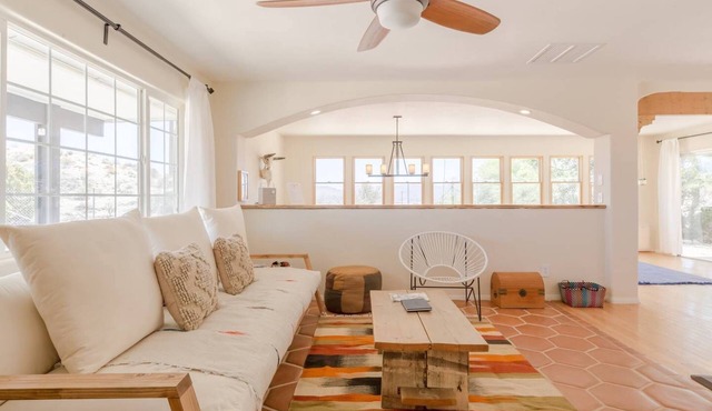 Peaceful desert ranch house retreat set on 2+ boulder filled acres with views
