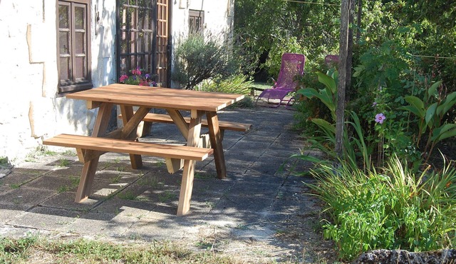 Peaceful Detached Cottage Studio French Countryside Private Garden Nature Lovers