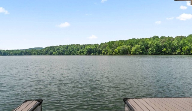 Peaceful Emory River Retreat w/Waterfront/Sleeps 12!