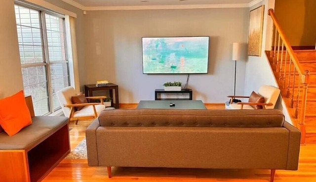 Peaceful Escape: 3-Bedroom with 2.5 Bathroom