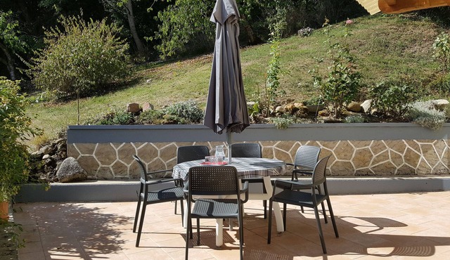 Peaceful family-friendly rural cottage. Rejuvenating & stylish. A special place.