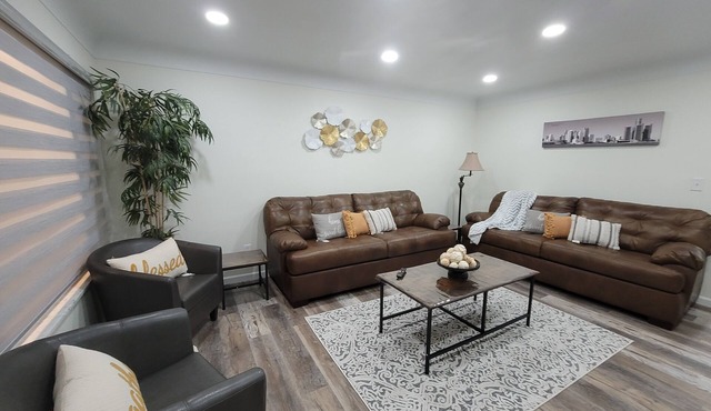 Peaceful Family-Friendly 3BR Home – Renovated, 20 Mins to Detroit – Monthly Only