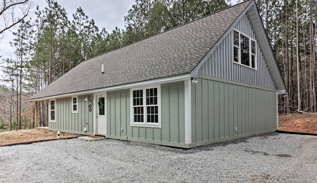 Peaceful Family Cabin on 10 Acres w/Game Room!